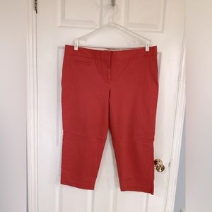 ☀️3/$25☀️ NWOT Lands' End mid-rise capri pants (#18a3)